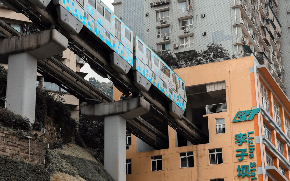 Liziba Station（Light Rail Trough-Buildings)