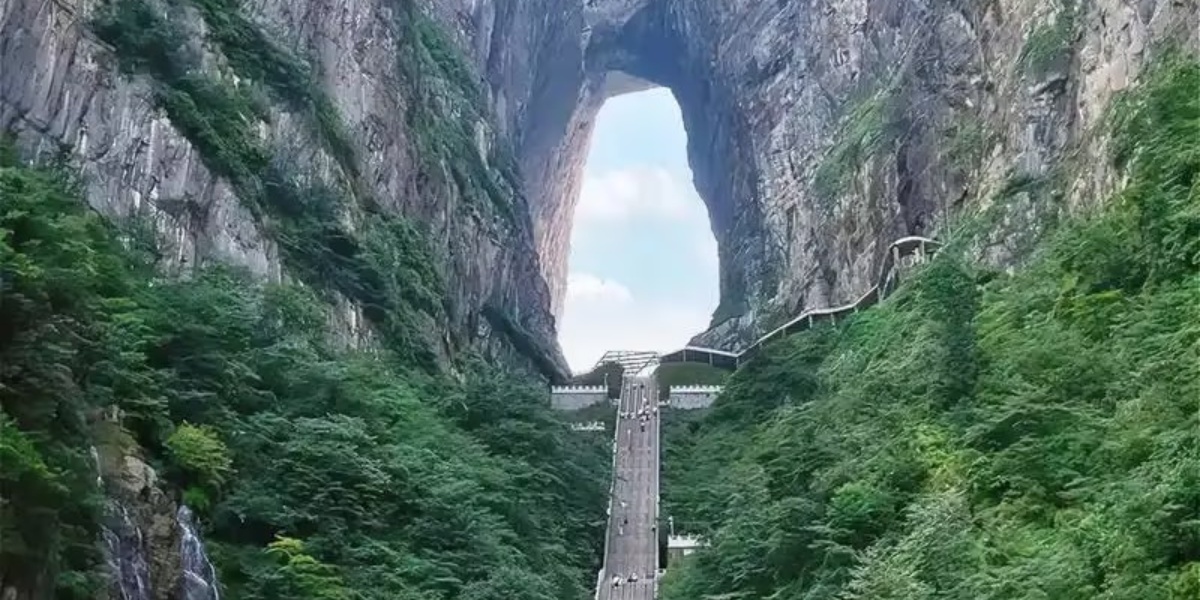 Tianmen Mountain