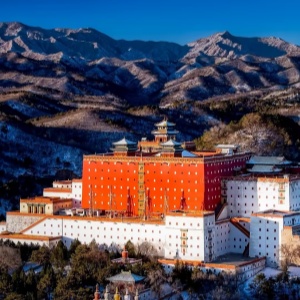 Chengde Mountain Resort and Its Outlying Temples: A Cultural Retreat