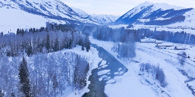 Day 1: Arrive in Altay