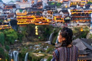 Furong Ancient Town & Zhangjiajie 4-Day Tour