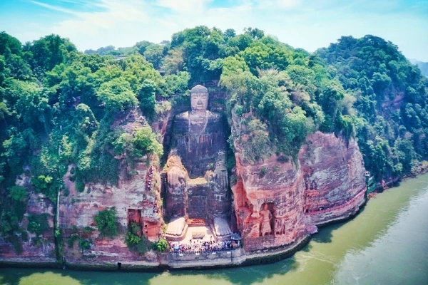 Tag 8: Guiyang---Leshan