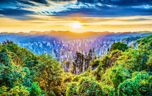 Day 1: Arrive in Zhangjiajie