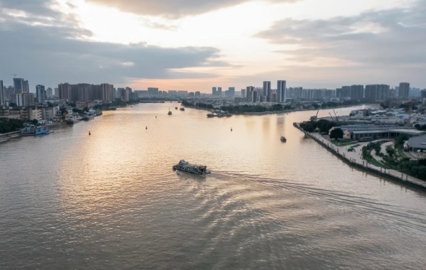 Day 4: Hong Kong -- Guangzhou