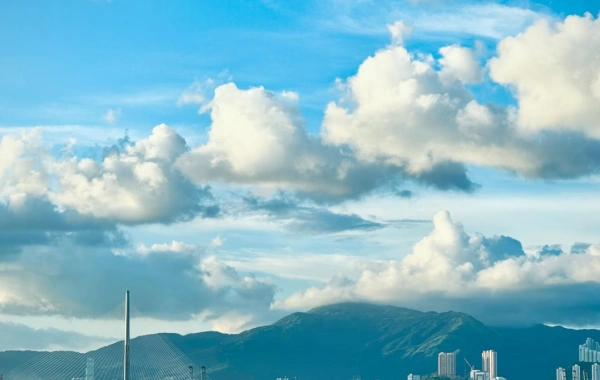 Day 1: Arrive in Hong Kong