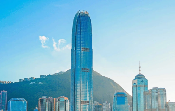 Day 1: Arrive in Hong Kong