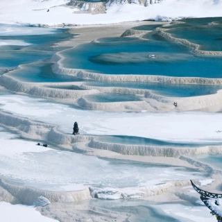 Chengdu Tour & Jiuzhaigou Huanglong Adventure