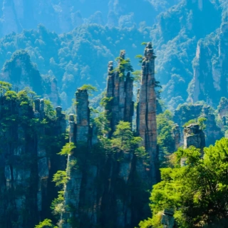 1-Day Zhangjiajie Huanglong Cave and  Baofeng Lake