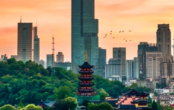 Nanjing & Shanghai 4-Day Cultural Journey