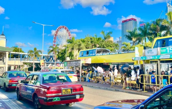 День 1: Прибытие в Гонконг