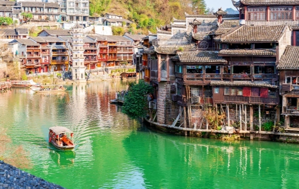 Day2: Fenghuang's Old City
