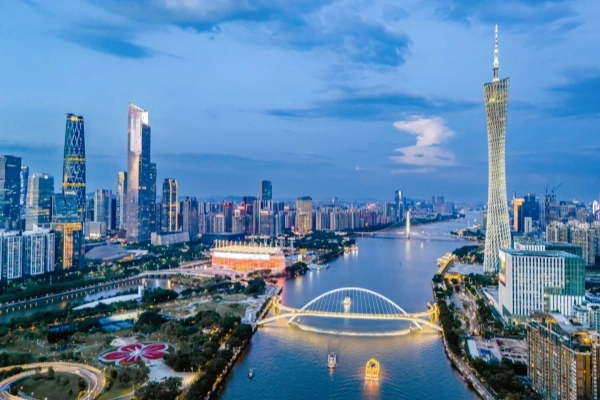 Guangzhou 1-Day Highlights Tour: Tower, Tomb & River