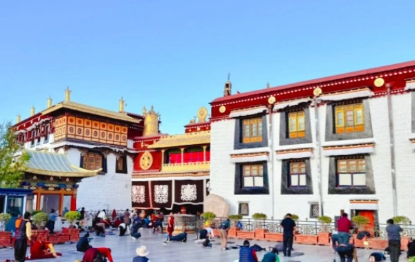 Day 3: Lhasa