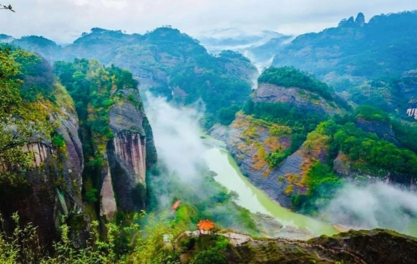 5-Day Fuzhou and Wuyi Mountain Tour