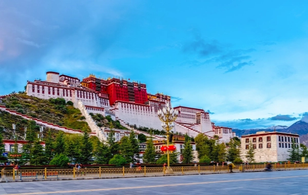 Day 2: Lhasa
