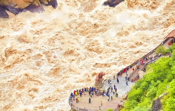 Day 3: Jinsha River -- Shangri-La